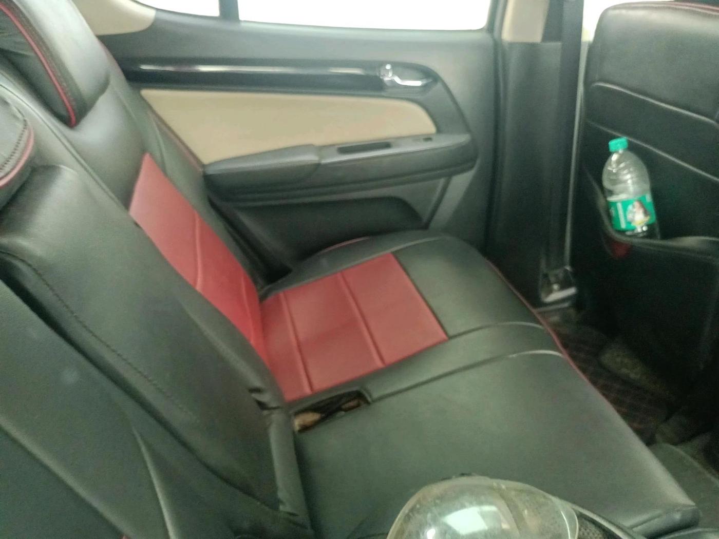 2017 ISUZU MU-X 4x2 AT, Diesel, Automatic, 99,425 km, interior