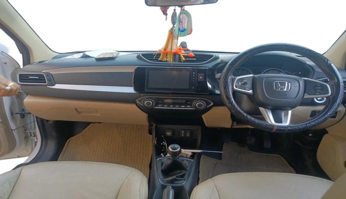 2022 Honda Amaze 1.2L I-VTEC VX, Petrol, Manual, 29,367 km, interior