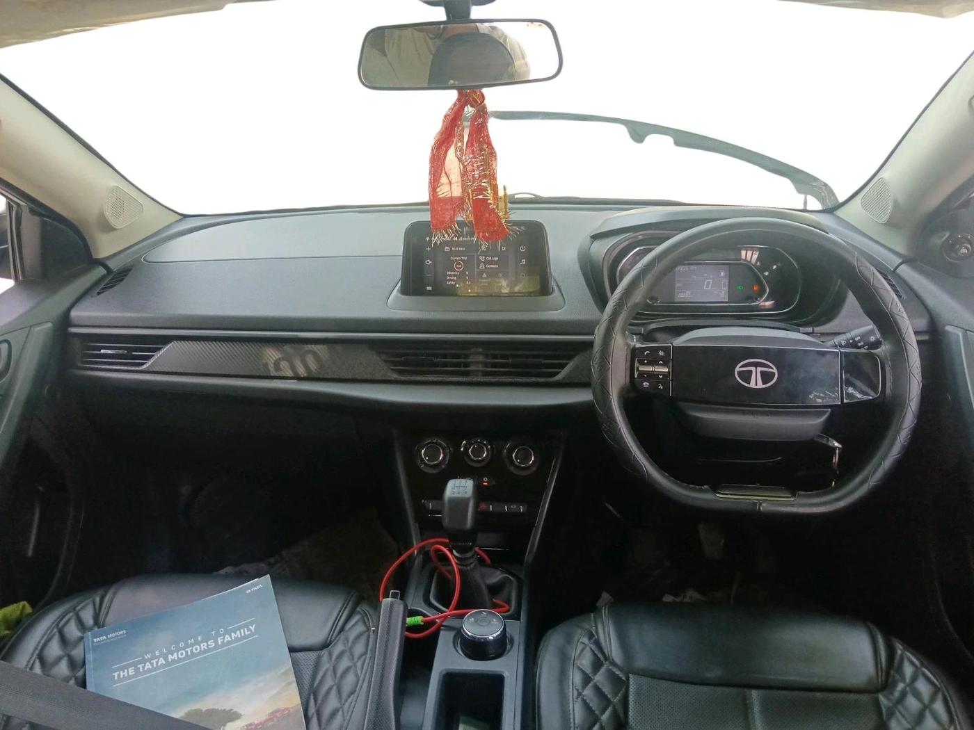 2024 Tata NEXON SMART+ 1.2 PETROL, Petrol, Manual, 28,290 km, interior
