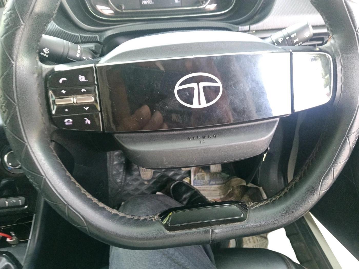 2024 Tata NEXON SMART+ 1.2 PETROL, Petrol, Manual, 28,290 km, interior