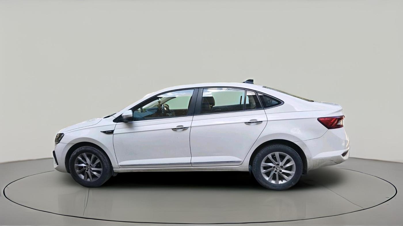 2023 Skoda SLAVIA AMBITION 1.0L TSI MT, Petrol, Manual, 61,500 km, exterior