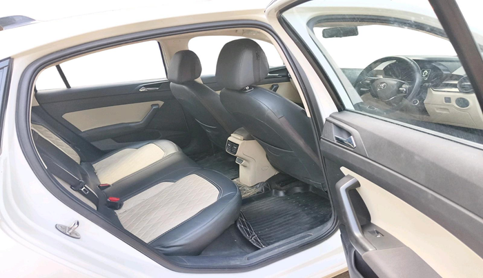 2023 Skoda SLAVIA AMBITION 1.0L TSI MT, Petrol, Manual, 61,500 km, interior