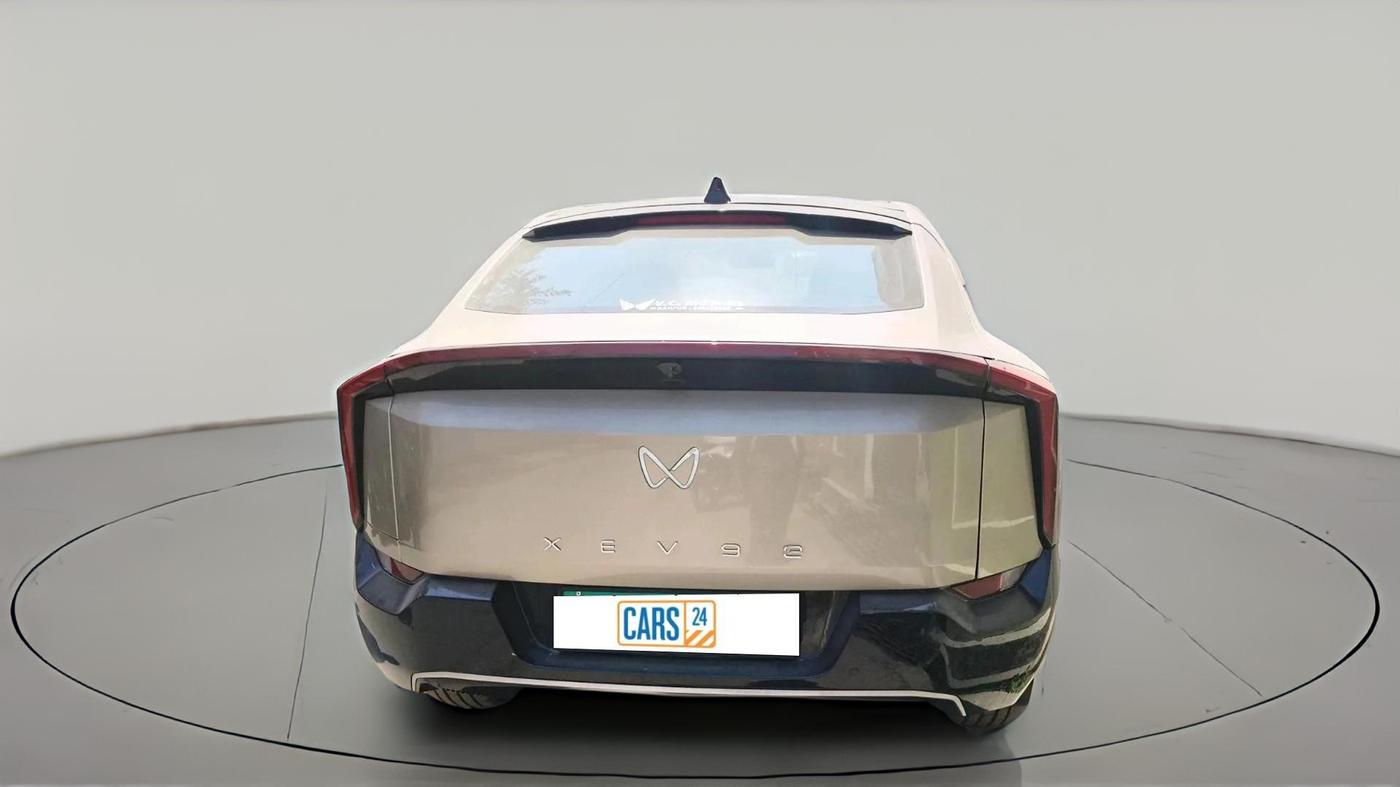 2025 Mahindra XEV 9e Pack Two, Electric, Automatic, 2,535 km, exterior
