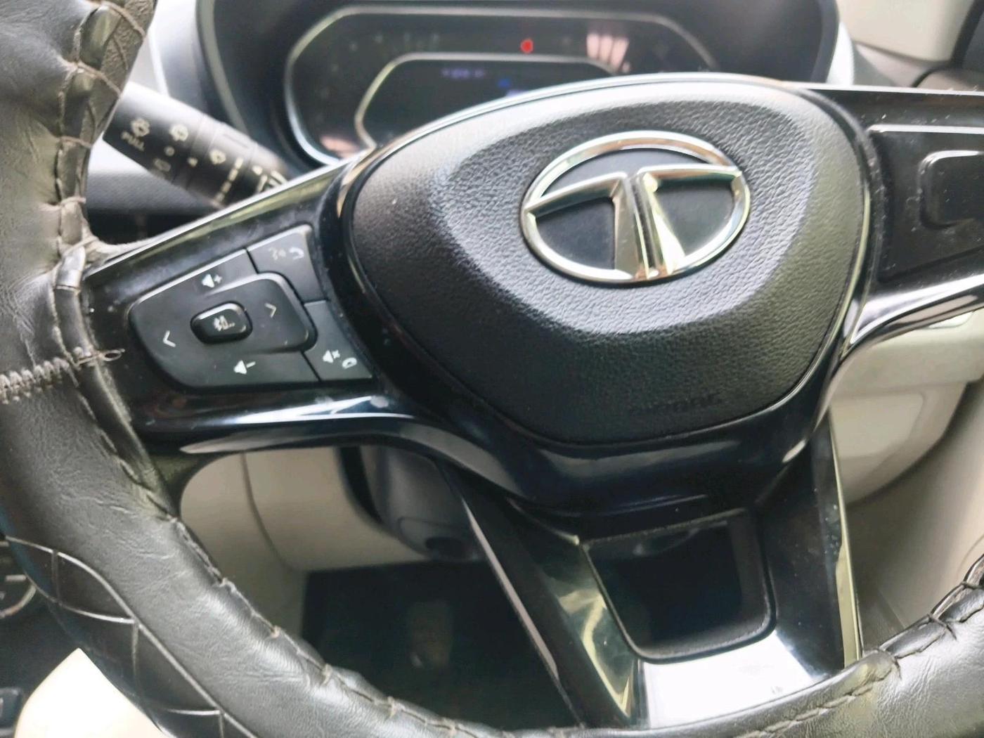 2020 Tata NEXON XZ PLUS PETROL, Petrol, Manual, 73,428 km, interior