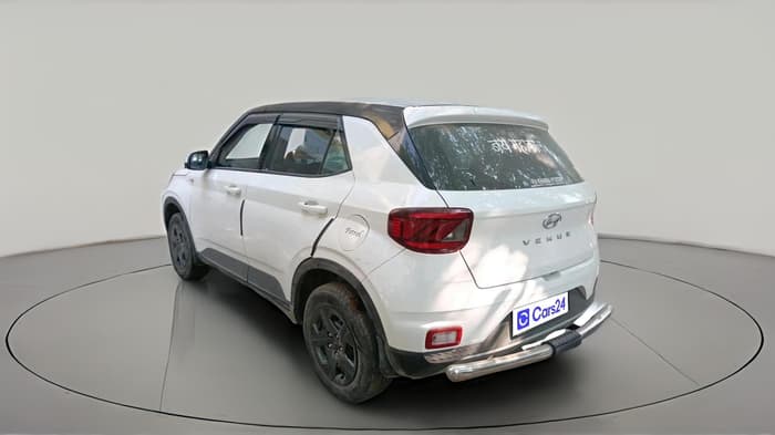 2021 Hyundai VENUE E 1.2, Petrol, Manual, 34,569 km, exterior