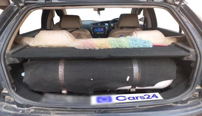 2015 Tata Bolt XE REVOTRON, CNG, Manual, 57,942 km, exterior