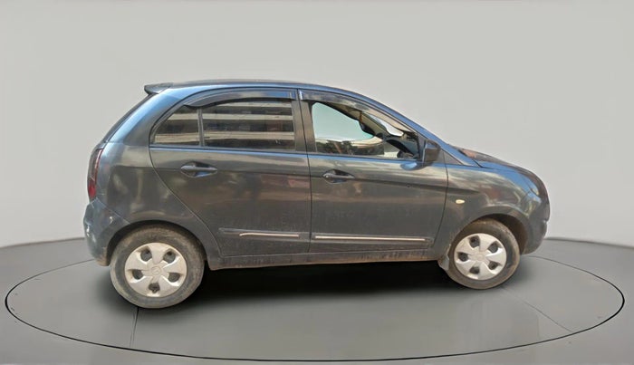 2015 Tata Bolt XE REVOTRON, CNG, Manual, 57,942 km, exterior