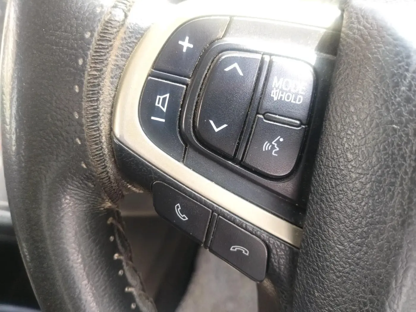 2018 Toyota Innova Crysta 2.4 GX 8 STR, Diesel, Manual, 1,61,592 km, interior