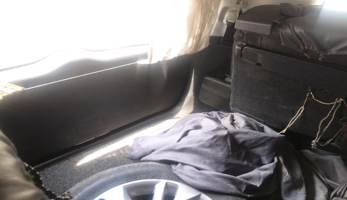 2018 Toyota Innova Crysta 2.4 GX 8 STR, Diesel, Manual, 1,61,592 km, interior