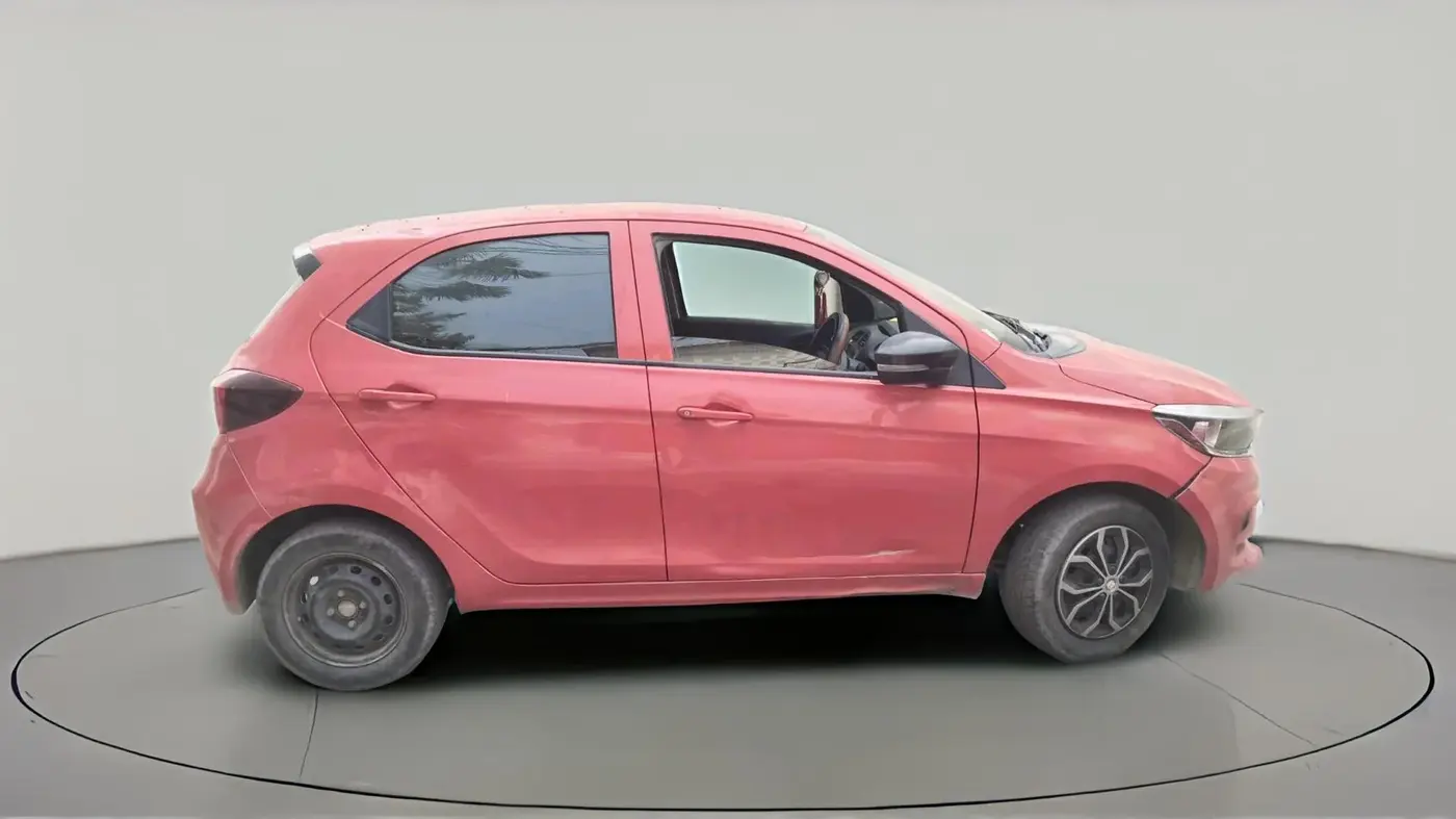 2021 Tata Tiago XT PETROL, Petrol, Manual, 72,750 km, exterior
