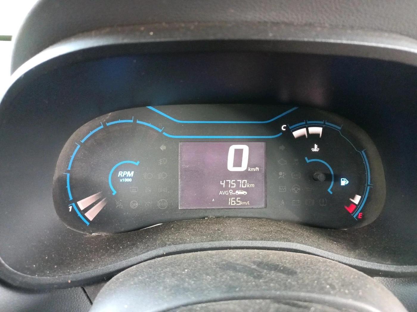 2022 Renault Kwid RXT 1.0, Petrol, Manual, 47,570 km, interior