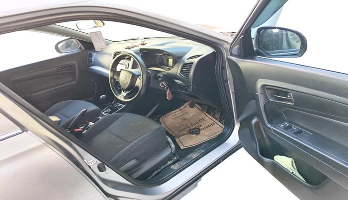 2021 Maruti Vitara Brezza LXI, Petrol, Manual, 35,000 km, interior