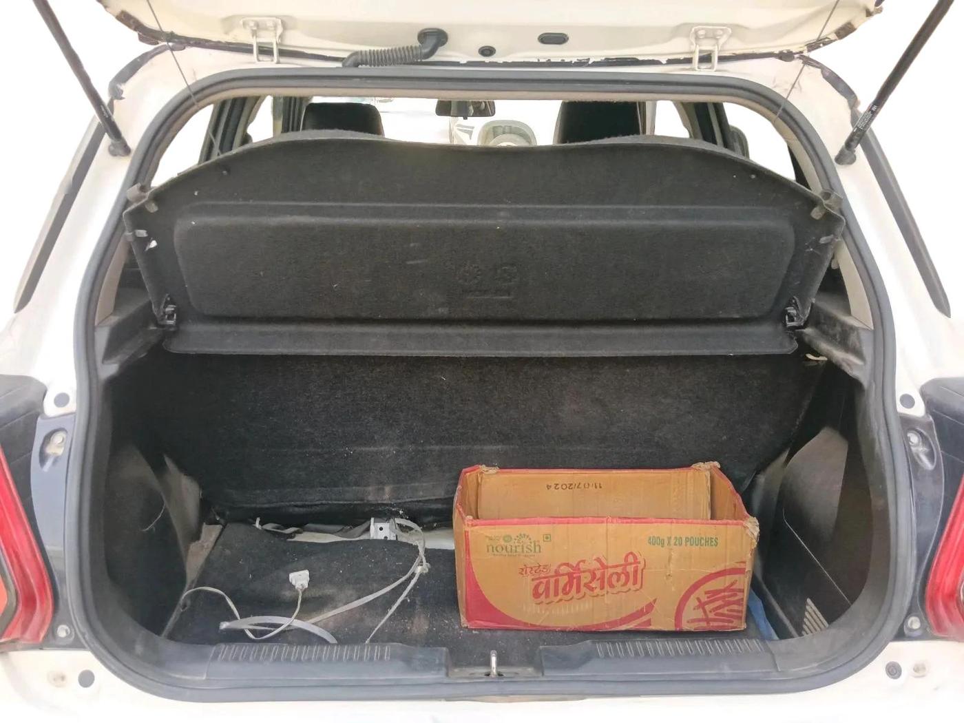 2022 Maruti Swift VXI, Petrol, Manual, 89,987 km, exterior