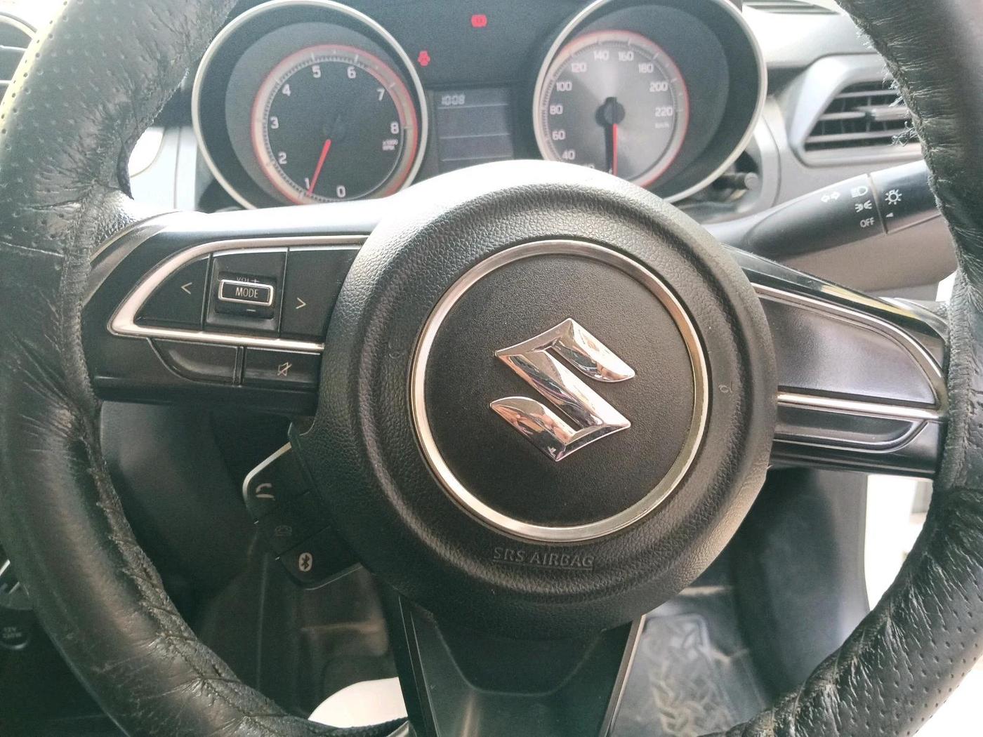 2022 Maruti Swift VXI, Petrol, Manual, 89,987 km, interior