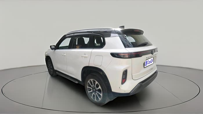 2023 Maruti Grand Vitara ALPHA PLUS HYBRID ECVT DUAL TONE , Hybrid, Automatic, 15,301 km, exterior