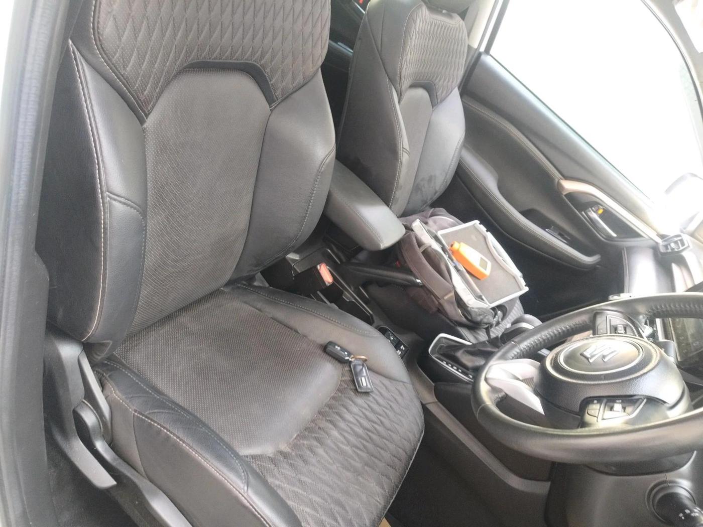 2023 Maruti Grand Vitara ALPHA PLUS HYBRID ECVT DUAL TONE , Hybrid, Automatic, 15,301 km, interior