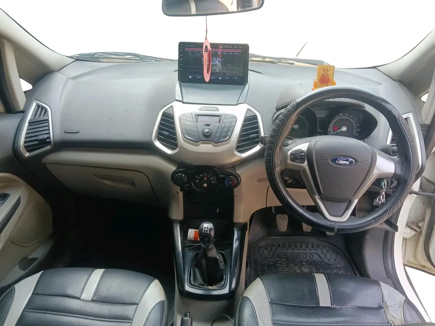 2014 Ford Ecosport TREND 1.5L DIESEL, Diesel, Manual, 1,09,730 km, interior