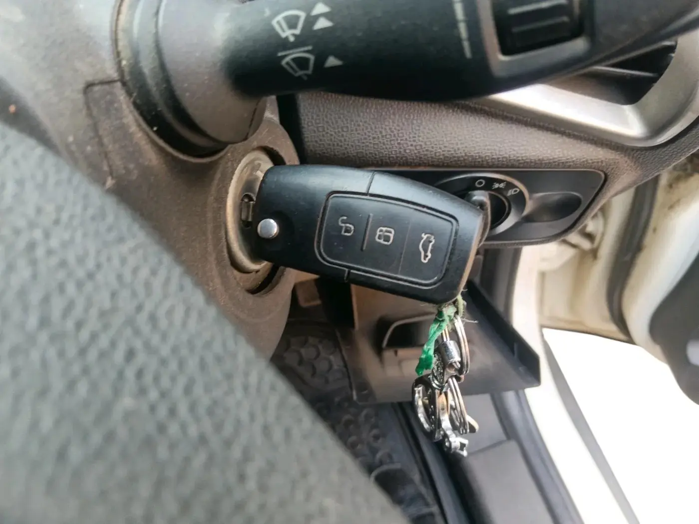 2014 Ford Ecosport TREND 1.5L DIESEL, Diesel, Manual, 1,09,730 km, interior