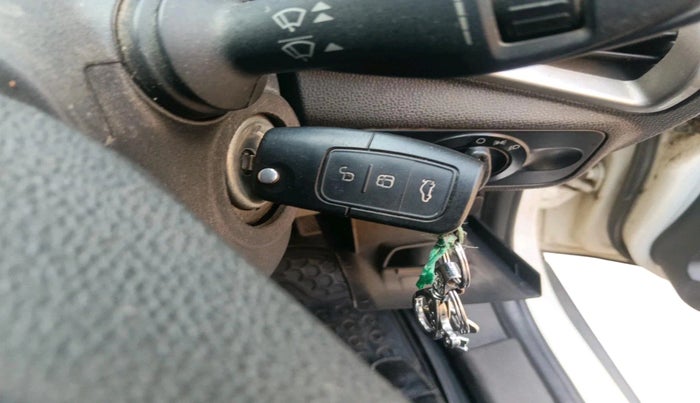 2014 Ford Ecosport TREND 1.5L DIESEL, Diesel, Manual, 1,09,730 km, interior