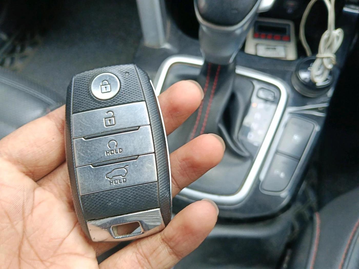 2022 KIA SELTOS GTX PLUS AT 1.5 DIESEL, Diesel, Automatic, 1,26,028 km, interior
