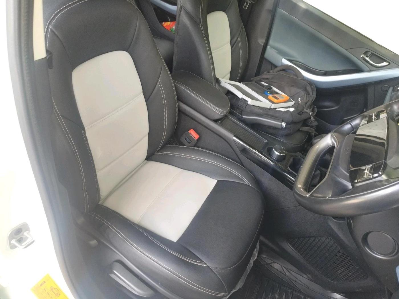 2025 Tata Curvv Creative Plus S 1.2 Petrol 6MT, Petrol, Manual, 19,375 km, interior