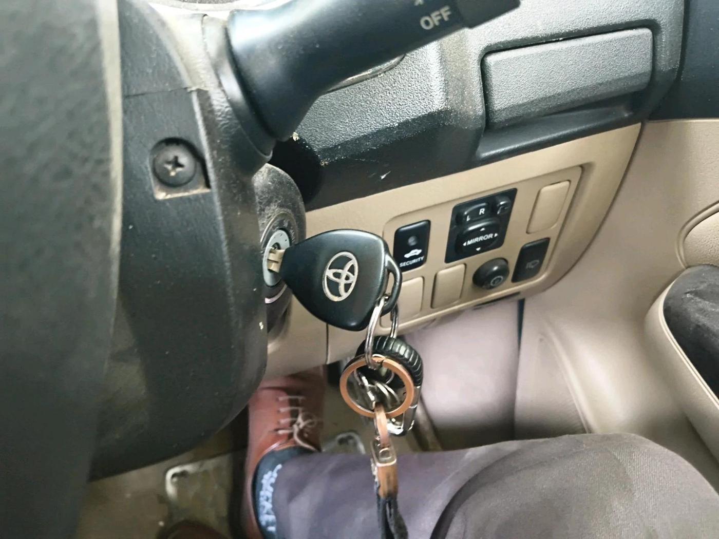 2015 Toyota Fortuner 3.0 4X2 MT, Diesel, Manual, 1,38,685 km, interior