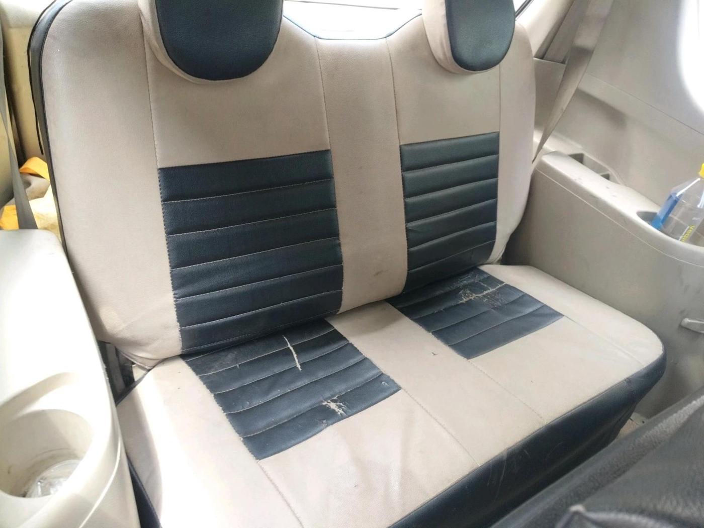 2013 Maruti Ertiga LXI, Petrol, Manual, 80,335 km, interior