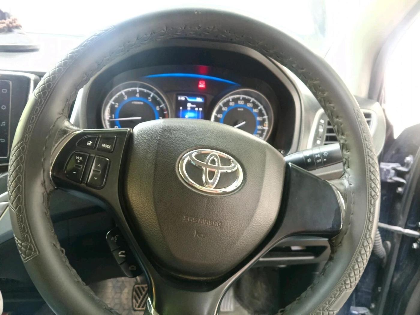 2019 Toyota Glanza G ISG, Petrol, Manual, 1,08,528 km, interior