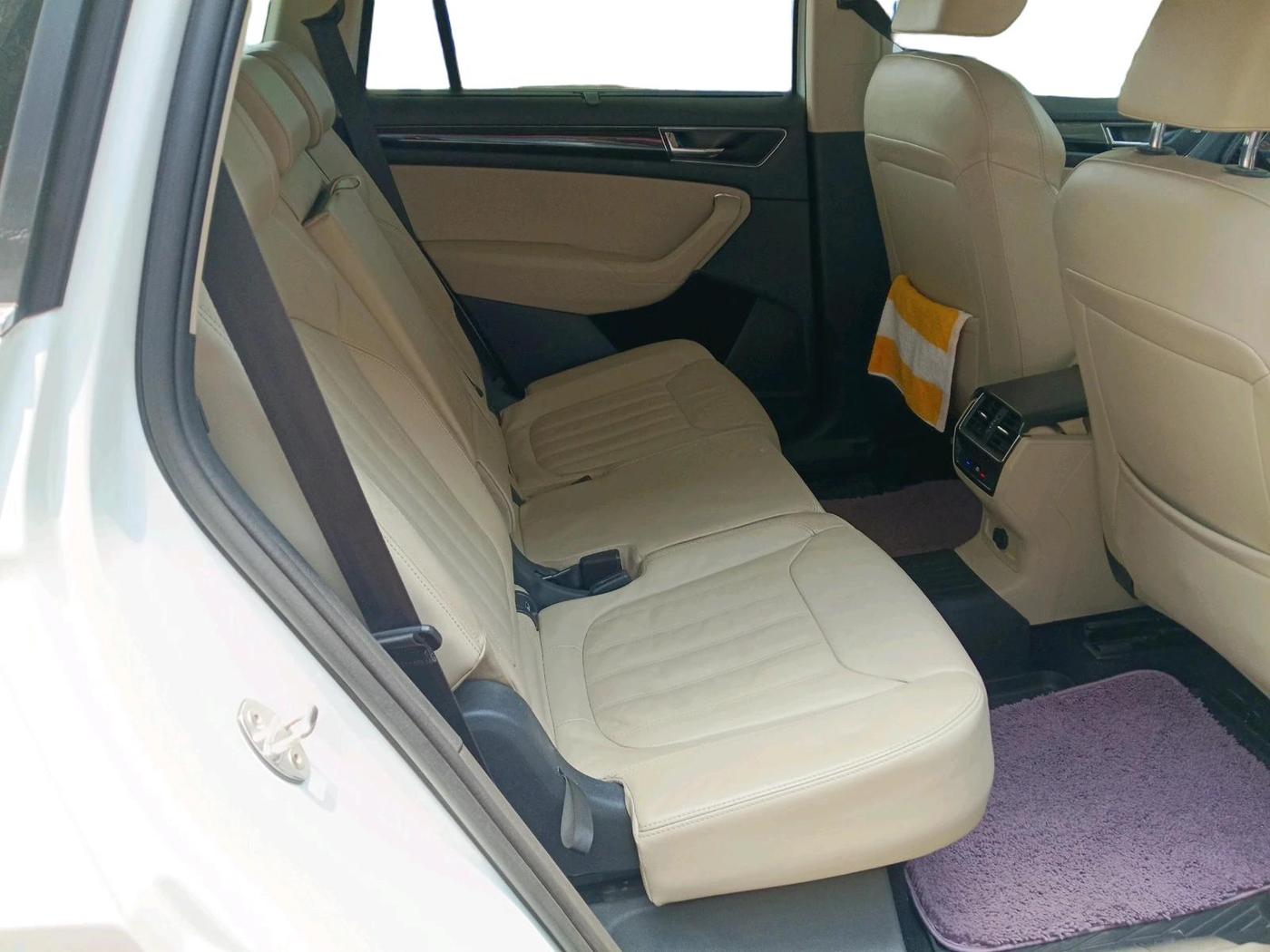 2019 Skoda Kodiaq L&K 2.0 TDI 4X4 AT, Diesel, Automatic, 1,32,142 km, interior