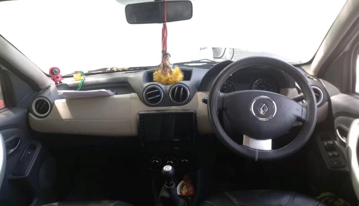 2013 Renault Duster 85 PS RXL DIESEL, Diesel, Manual, 63,681 km, interior