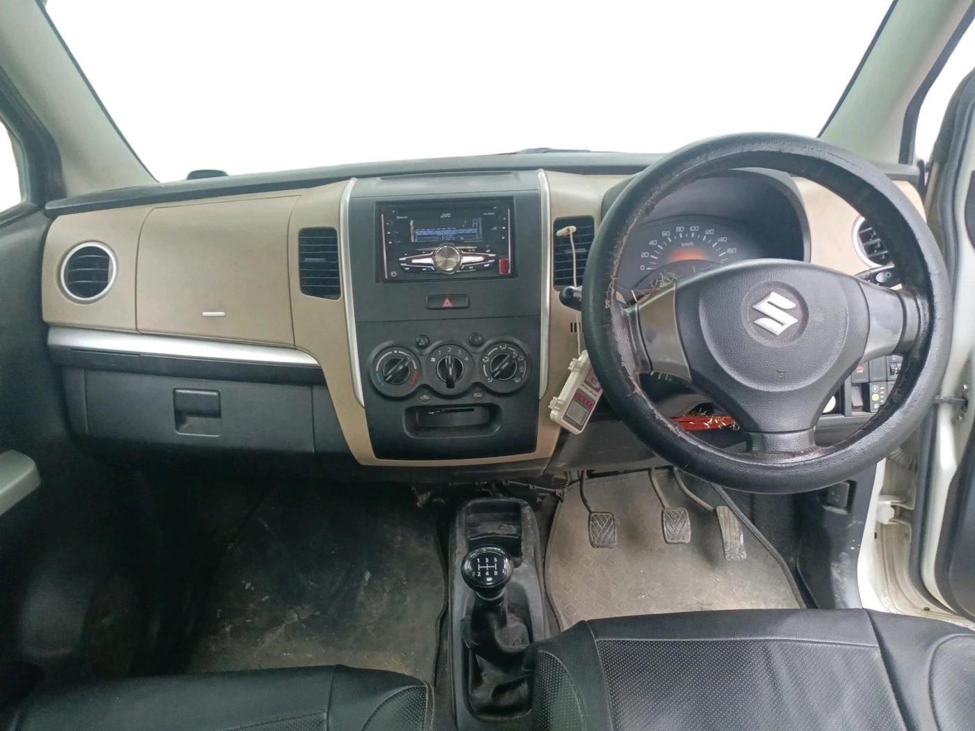 2018 Maruti Wagon R 1.0 LXI CNG, CNG, Manual, 57,160 km, interior