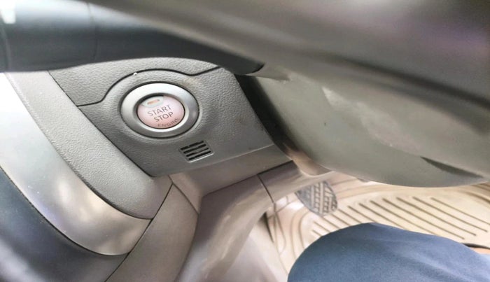 2012 Renault Scala RXZ DIESEL, Diesel, Manual, 78,563 km, interior