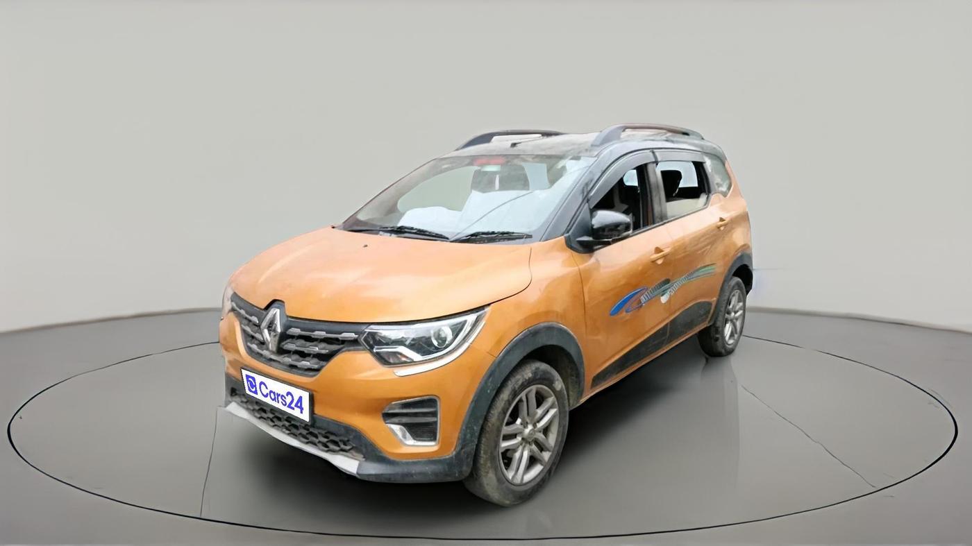 2022 Renault TRIBER RXZ, Petrol, Manual, 13,279 km, exterior