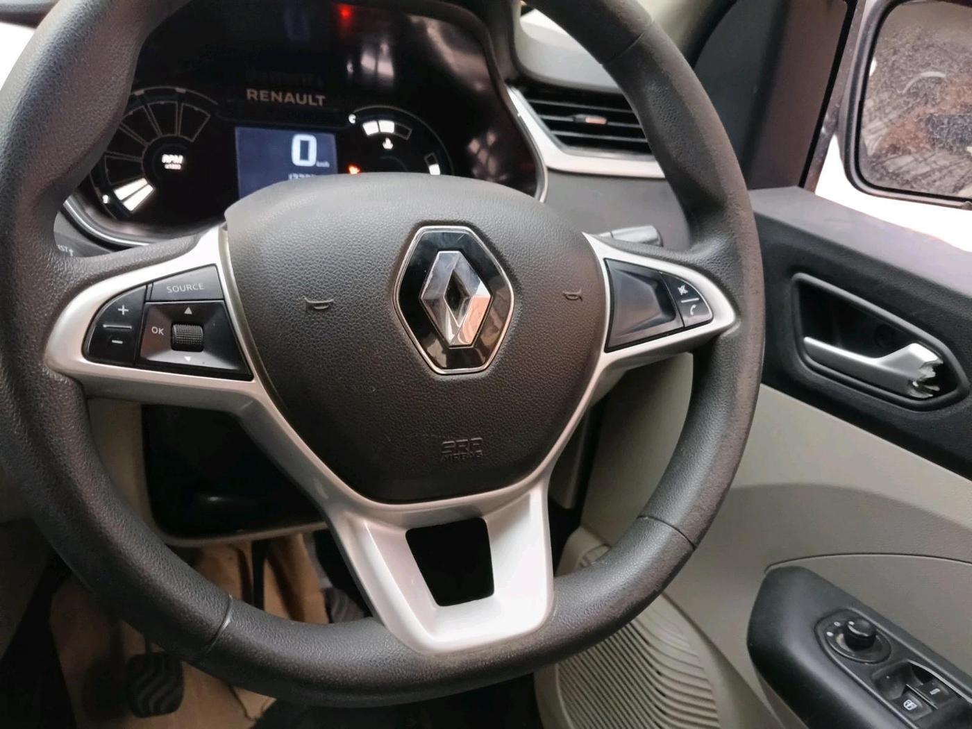 2022 Renault TRIBER RXZ, Petrol, Manual, 13,279 km, interior