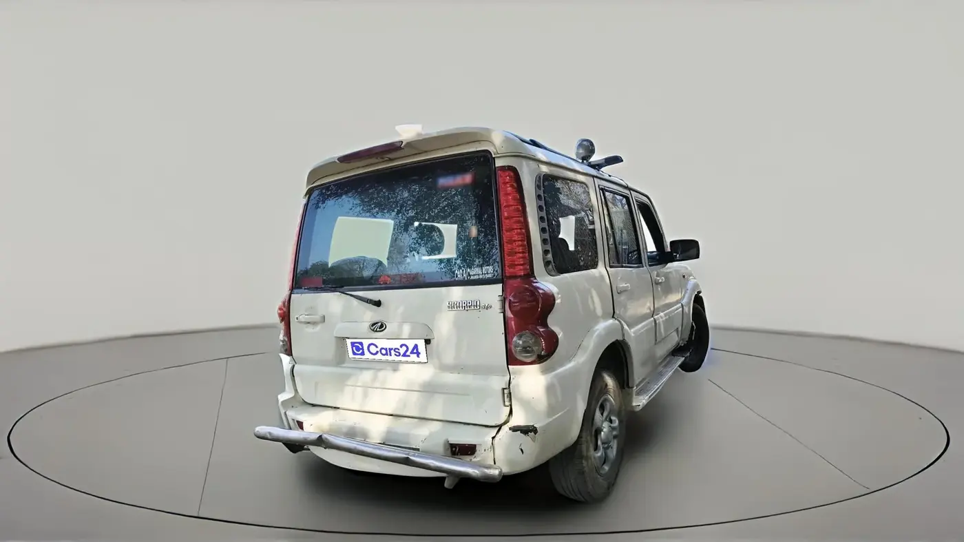 2011 Mahindra Scorpio SLE, Diesel, Manual, 1,95,499 km, exterior