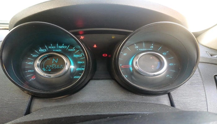 2016 Mahindra XUV500 W4, Diesel, Manual, 2,25,562 km, interior