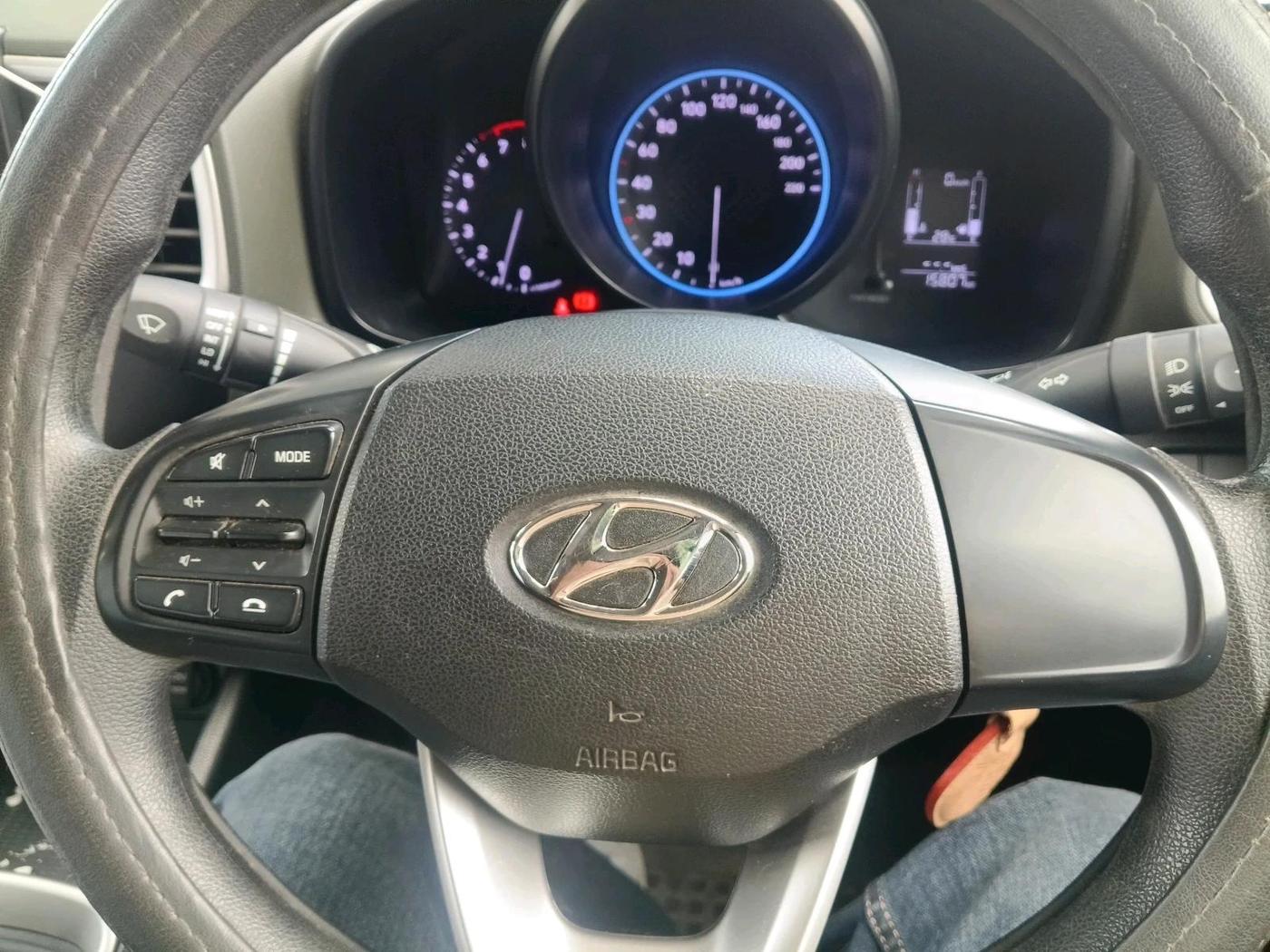 2019 Hyundai VENUE S 1.2, Petrol, Manual, 15,807 km, interior