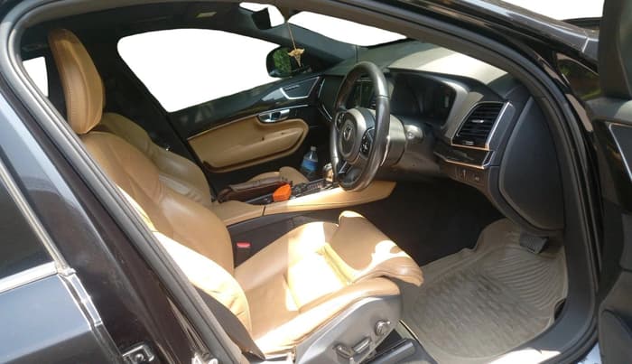 2018 Volvo XC 90 D5 Inscription, Diesel, Automatic, 67,518 km, interior