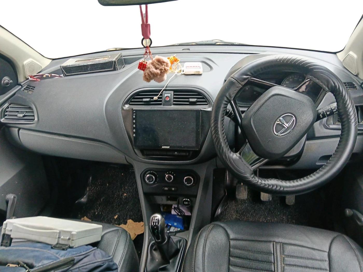 2017 Tata TIGOR XE PETROL, Petrol, Manual, 67,556 km, interior