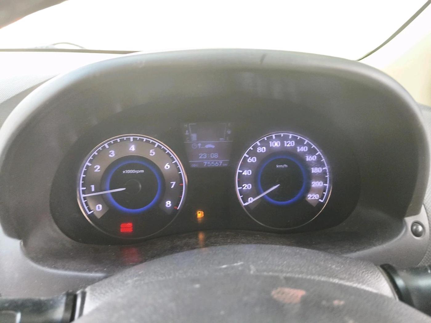 2012 Hyundai Verna FLUIDIC 1.6 VTVT SX, Petrol, Manual, 75,567 km, interior