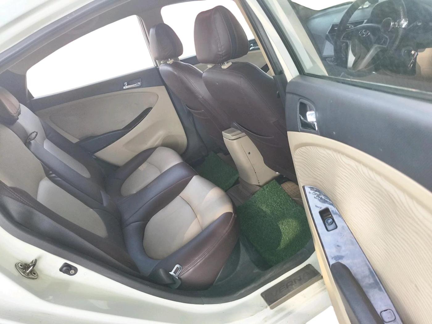 2012 Hyundai Verna FLUIDIC 1.6 VTVT SX, Petrol, Manual, 75,567 km, interior