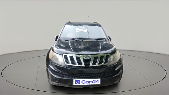 2015 Mahindra XUV500 W8, Diesel, Manual, 1,18,310 km, exterior