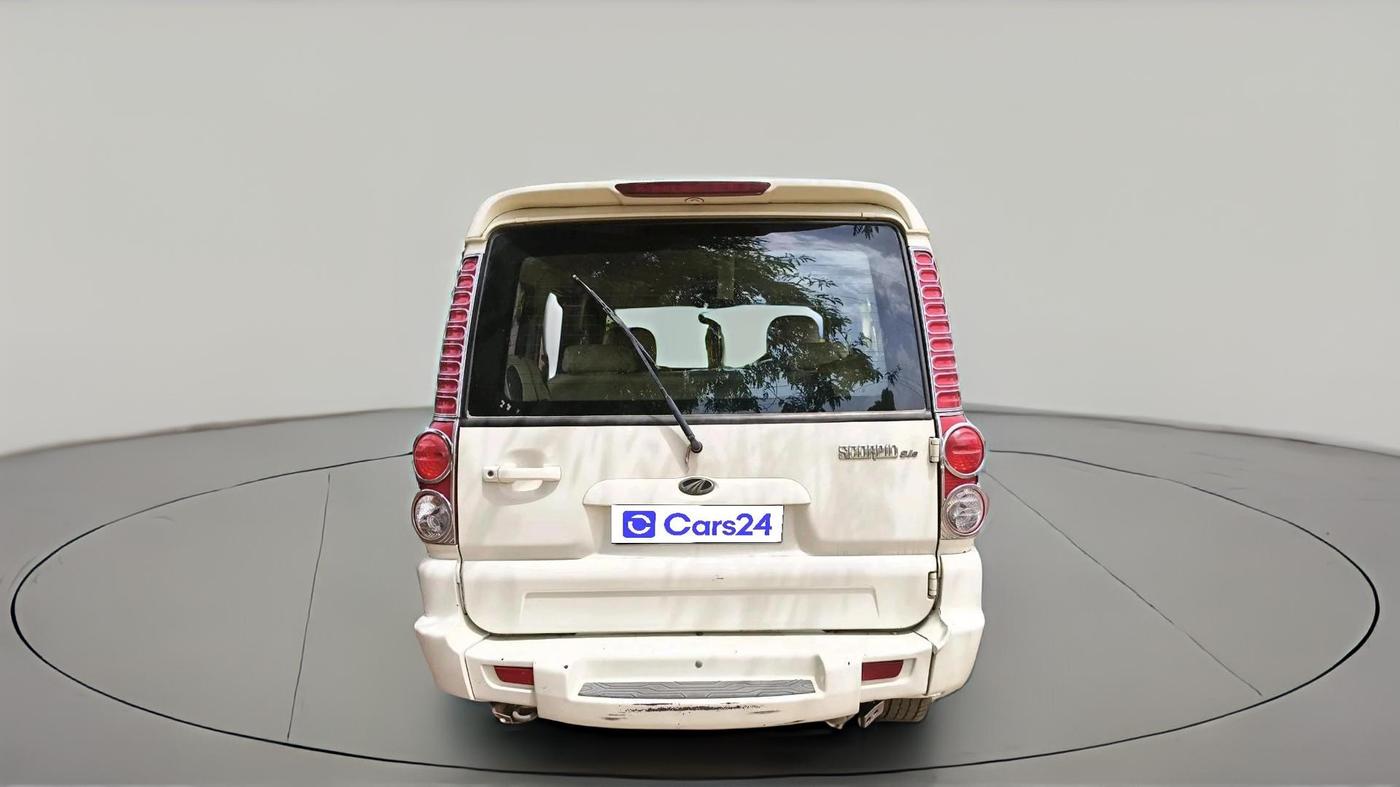 2013 Mahindra Scorpio SLE, Diesel, Manual, 1,83,451 km, exterior