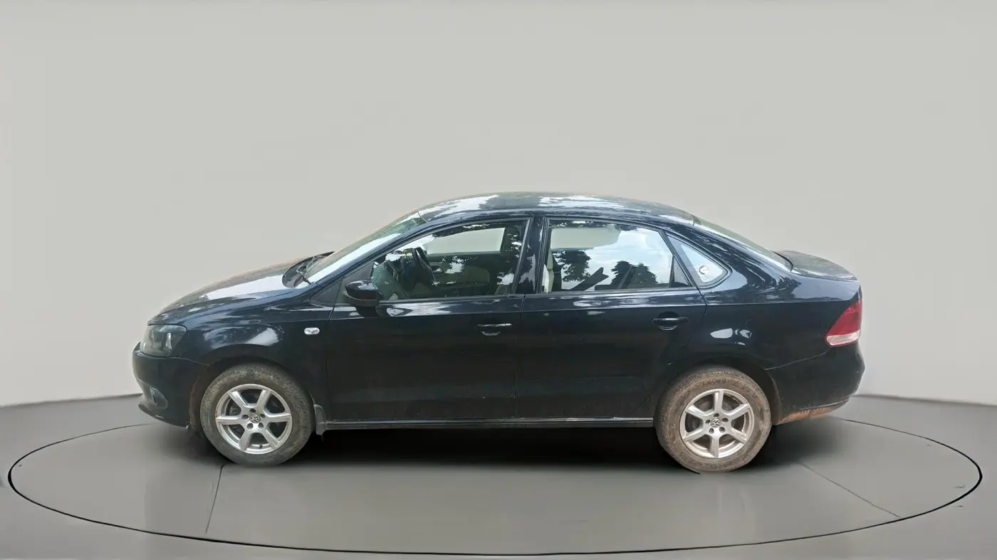 2014 Volkswagen Vento HIGHLINE PETROL AT, Petrol, Automatic, 91,798 km, exterior