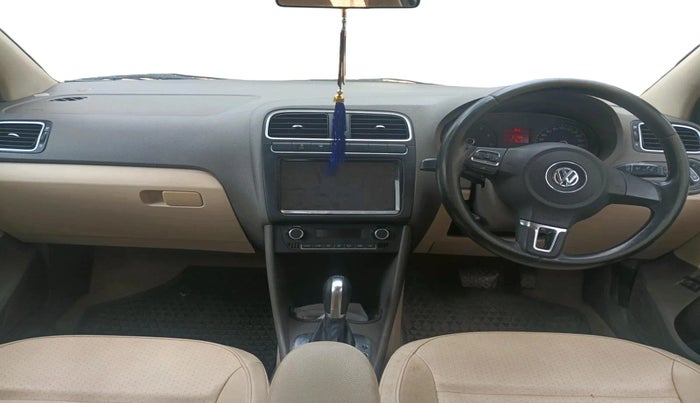 2014 Volkswagen Vento HIGHLINE PETROL AT, Petrol, Automatic, 91,798 km, interior