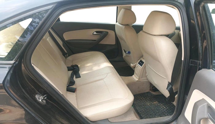 2014 Volkswagen Vento HIGHLINE PETROL AT, Petrol, Automatic, 91,798 km, interior