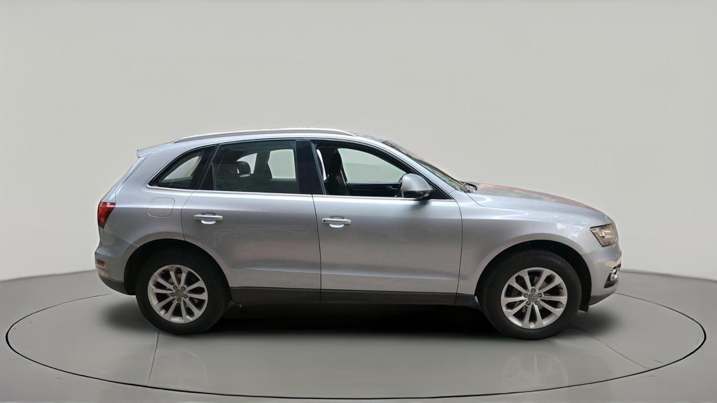 2016 Audi Q5 30 TDI PREMIUM, Diesel, Automatic, 86,943 km, exterior