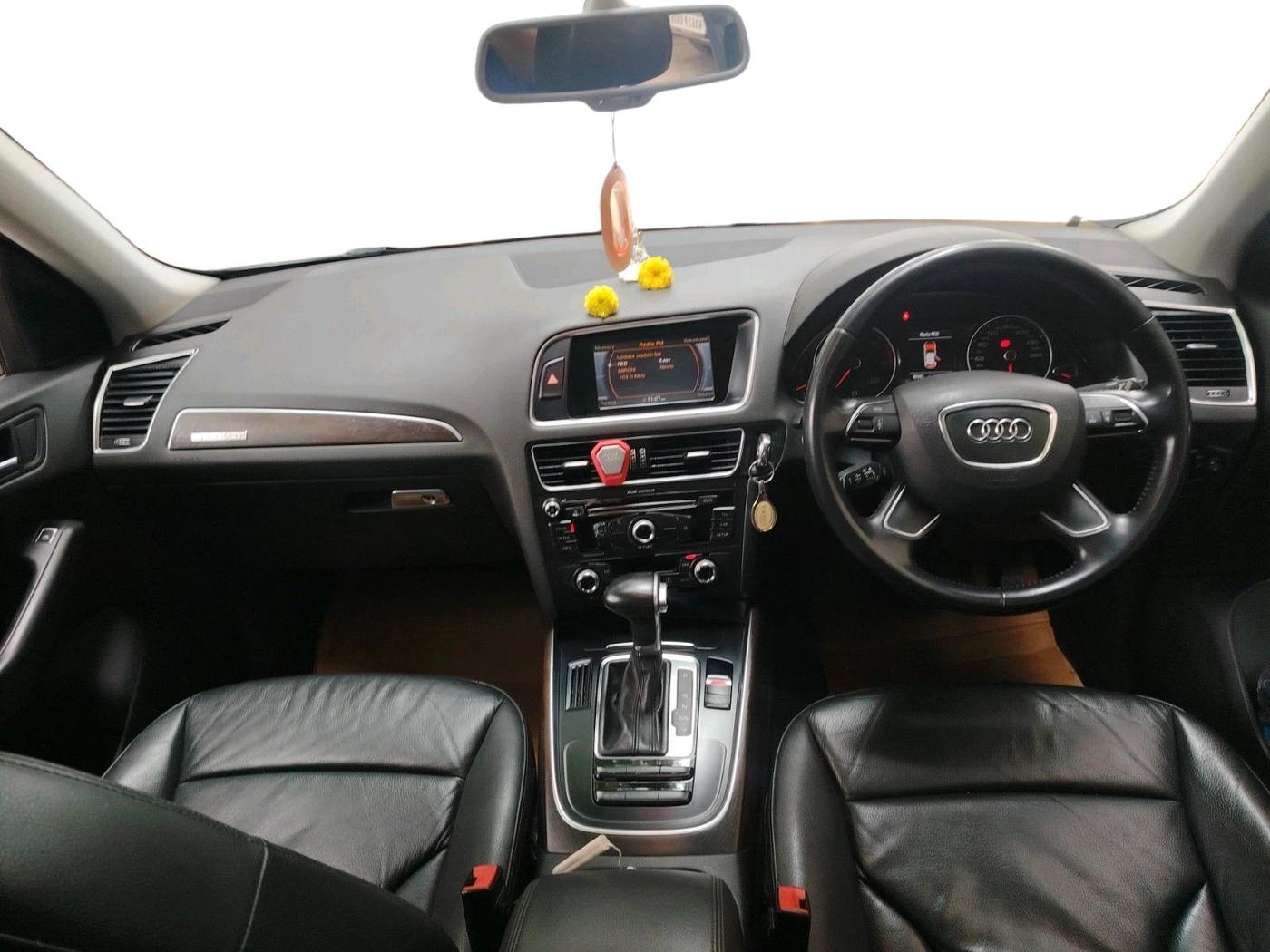 2016 Audi Q5 30 TDI PREMIUM, Diesel, Automatic, 86,943 km, interior