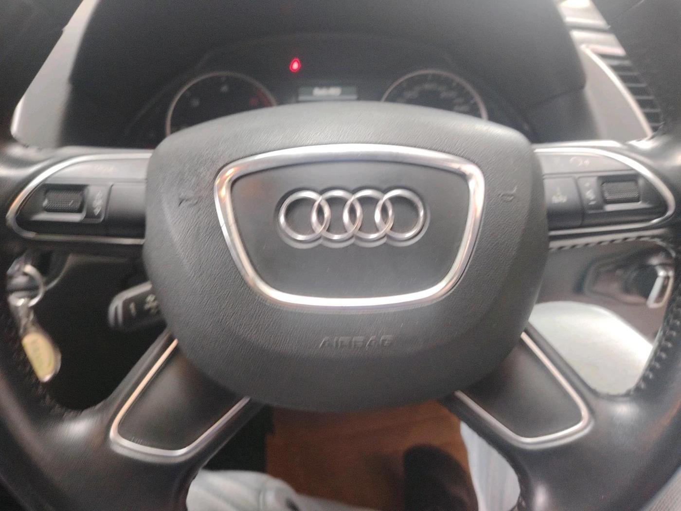 2016 Audi Q5 30 TDI PREMIUM, Diesel, Automatic, 86,943 km, interior