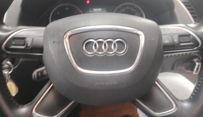 2016 Audi Q5 30 TDI PREMIUM, Diesel, Automatic, 86,943 km, interior